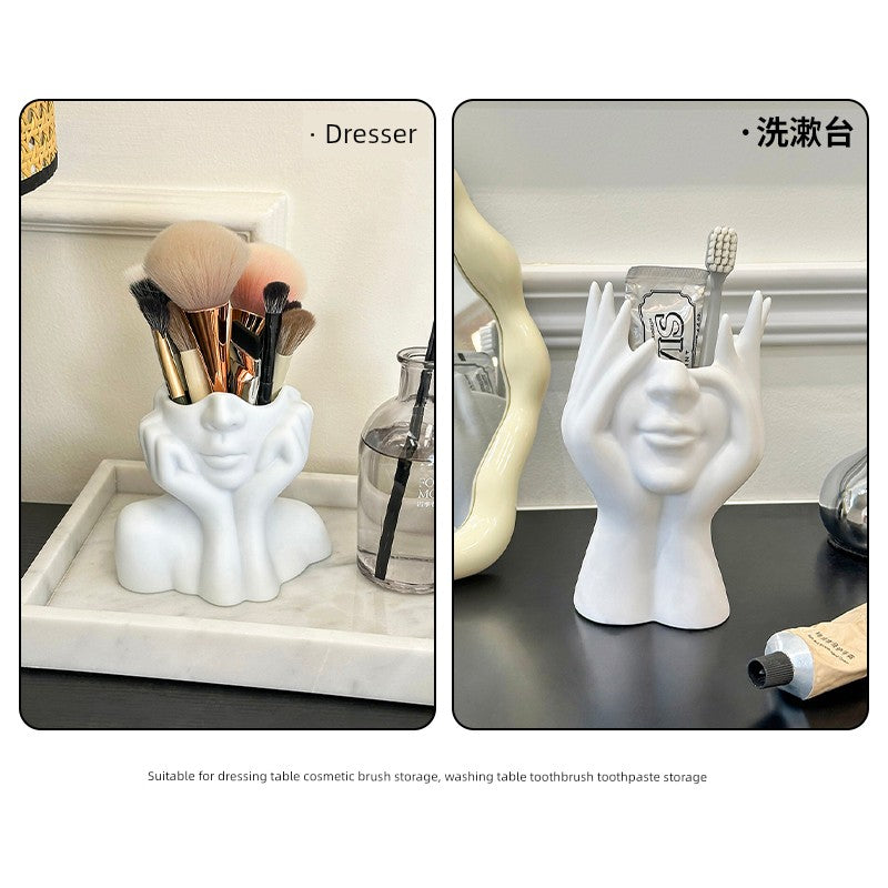 Face Makeup And Brush Storage