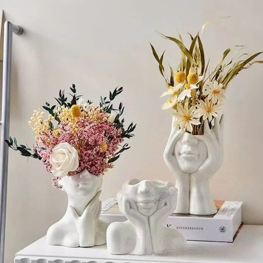 Cute Hands-Shaped Makeup Vanity Organizer